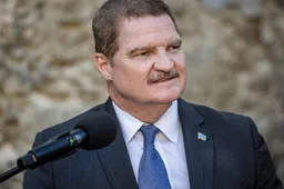 Premier Aruba niet naar Nederland om 'spanning in eigen regio'