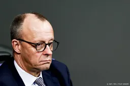 Bondskanselier Merz belt met president Abbas voor bezoek Israël