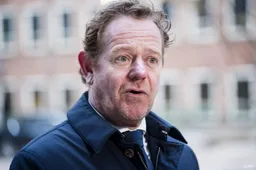 Van Weel wil aanvallen VS op drugsboten niet veroordelen