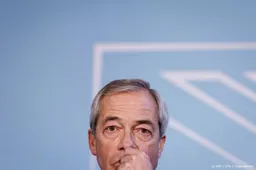 Schoolgenoten vragen Farage om excuses voor racisme in schooltijd