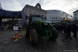 Boeren beginnen met mars naar Europese wijk in Brussel
