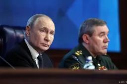 Legerchef: Poetin beveelt opmars troepen in Soemy en Charkiv