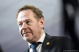 Van Weel bezorgd over hulp Gaza, contact met Israëlische minister