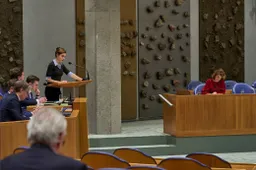 FVD GROEIT ALS KOOL: Baudet verwelkomt 250 nieuwe leden in één dag! 'Op 1 januari rekenen we af met het kartel'