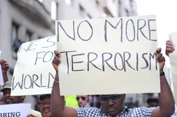 TRUMP SLAAT GENADELOOS TOE: Amerikaanse bommen verpulveren christen-hatend ISIS-tuig in Nigeria!