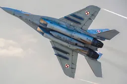 shutterstock_2420845399