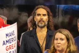 Slecht nieuws voor Russell Brand: Britse comedian in januari opnieuw voor de rechter