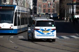 SCHANDAAL IN AMSTERDAM: GVB pestte zieke trambestuurder de dood in! Dochter doet boekje open over 'angstcultuur'