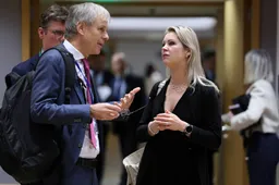 SCHANDALIGE AANVAL: PowNed noemt minister Wiersma 'niet het snuggerste paard', maar gaat DIEP door het stof na woede-explosie!