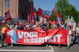 FNV IMPLODEERT TOTAAL: PvdA-kopstukken Asscher en Heerts falen, bond stevent af op splitsing!