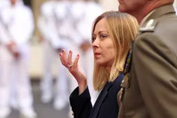 MELONI SLAAT ALARM: 'Volgend jaar wordt VEEL erger!' Premier voorspelt instorting Europa in 2026