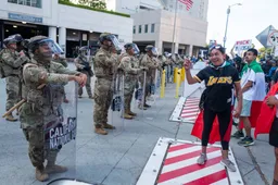 TRUMP GRIJPT IN: Asielzoekers linea recta naar Oeganda! VS maakt einde aan asielshoppen