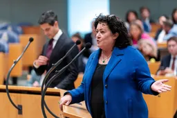 Caroline van der Plas sloopt NPO-graaiers: 'Jullie hebben een verwend rijkeluiskind-mentaliteit!'