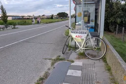 ACHTERKAMERTJES-SCHANDAAL: Maashorst koopt kritische buurman af voor 1,3 MILJOEN om azc door te drukken!