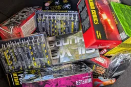 PROPAGANDA: NOS framet vuurwerkverbod als voldongen feit, maar volk koopt MASSALE hoeveelheden!