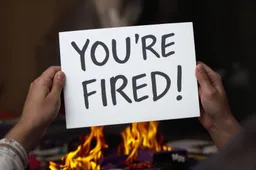 VAKBONDEN JANKEN WEER: 'Bedrijven ontslaan mensen!' Ja logisch, anders gaat de economie helemaal kapot!