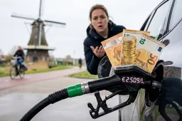 AUTOMOBILIST ALS MELKKOE: Tanken in België wordt GOUDMIJN door Haagse graaicultuur! 'Dit is absurd'