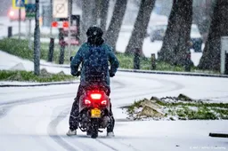 KNMI breidt code oranje om gladheid uit 