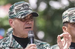 Venezuela kondigt 'massale inzet' van militaire middelen aan