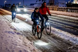 Rijkswaterstaat: ook dinsdag kan het verraderlijk glad worden