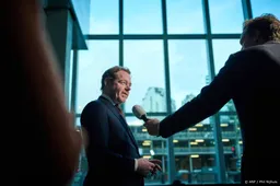 Van Weel spreekt volledige steun uit voor Denemarken om Groenland