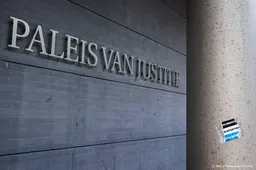 Boetes voor bekladden Israëlische ambassade in Den Haag