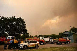Australische premier waarschuwt voor extreem weer en bosbranden