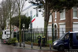 Vier arrestaties bij Iraanse ambassade na gooien met stenen 