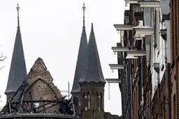Amsterdam wil bijdragen aan herbouw Vondelkerk