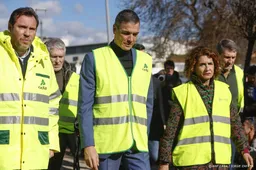 Sánchez kondigt drie dagen nationale rouw af na treinbotsing
