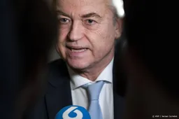 Zeven PVV'ers verlaten Kamerfractie