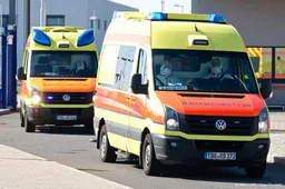 Reddingswerkers veroorzaken ongelukken om te kunnen helpen