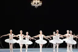 Franse staatsonderscheiding voor drie leden Het Nationale Ballet