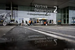 Omgevingsdienst onderzoekt deuk in kerosinetank bij Schiphol