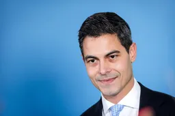 Fracties D66 en VVD stemmen in met coalitieakkoord