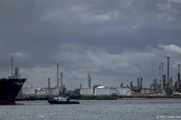 Klimaatraad: Nederland moet kiezen welke industrie blijft bestaan