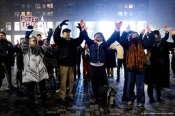 Tientallen mensen bij protest tegen politiegeweld in Utrecht