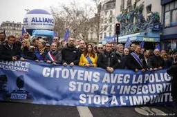 Duizenden demonstranten betuigen steun aan Franse politie