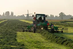 KRANKZINNIG: Kabinet verbrandt 1,5 MILJARD euro aan NEP-CRISIS en sloop van onze boeren!