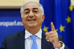 shutterstock_2269011941