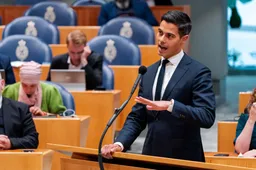 PROPAGANDA: NOS juicht 'Wereldleider' Jetten toe: "Hij gaat Nederland redden!" (Terwijl hij aan de leiband van Klaver loopt)