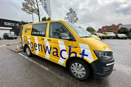 Achtervolging loopt volledig uit de hand: verdachte slaat op de vlucht met ANWB-auto