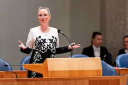 AGEMA SLAAT ALARM: "Verhoging eigen risico door VVD en D66 blaast de complete zorg op!"