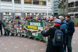 WALGELIJK: VVD-prominent Ed Nijpels noemt Defensie een 'politiek cadeautje' voor het CDA (en u betaalt de rekening!)