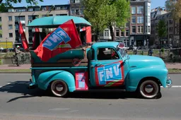 TOTALITAIR LINKS: Vakbond FNV weigert PVV, FVD en JA21 bij debat en spuugt de arbeider recht in het gezicht