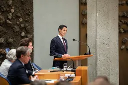 Amateur-uur in Den Haag: Jetten in paniek op zoek naar vervanger voor leugenaar Van Berkel