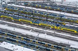 Sneeuwval zorgt voor recordaantal treinproblemen in januari  