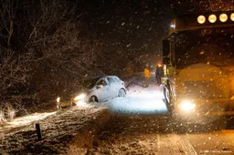 Code rood in Noord-Nederland wegens gladheid door ijzel