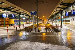 Geen treinen van en naar Groningen en Leeuwarden wegens gladheid