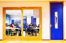 Scholieren krijgen les over gevaren van sexting en sociale media